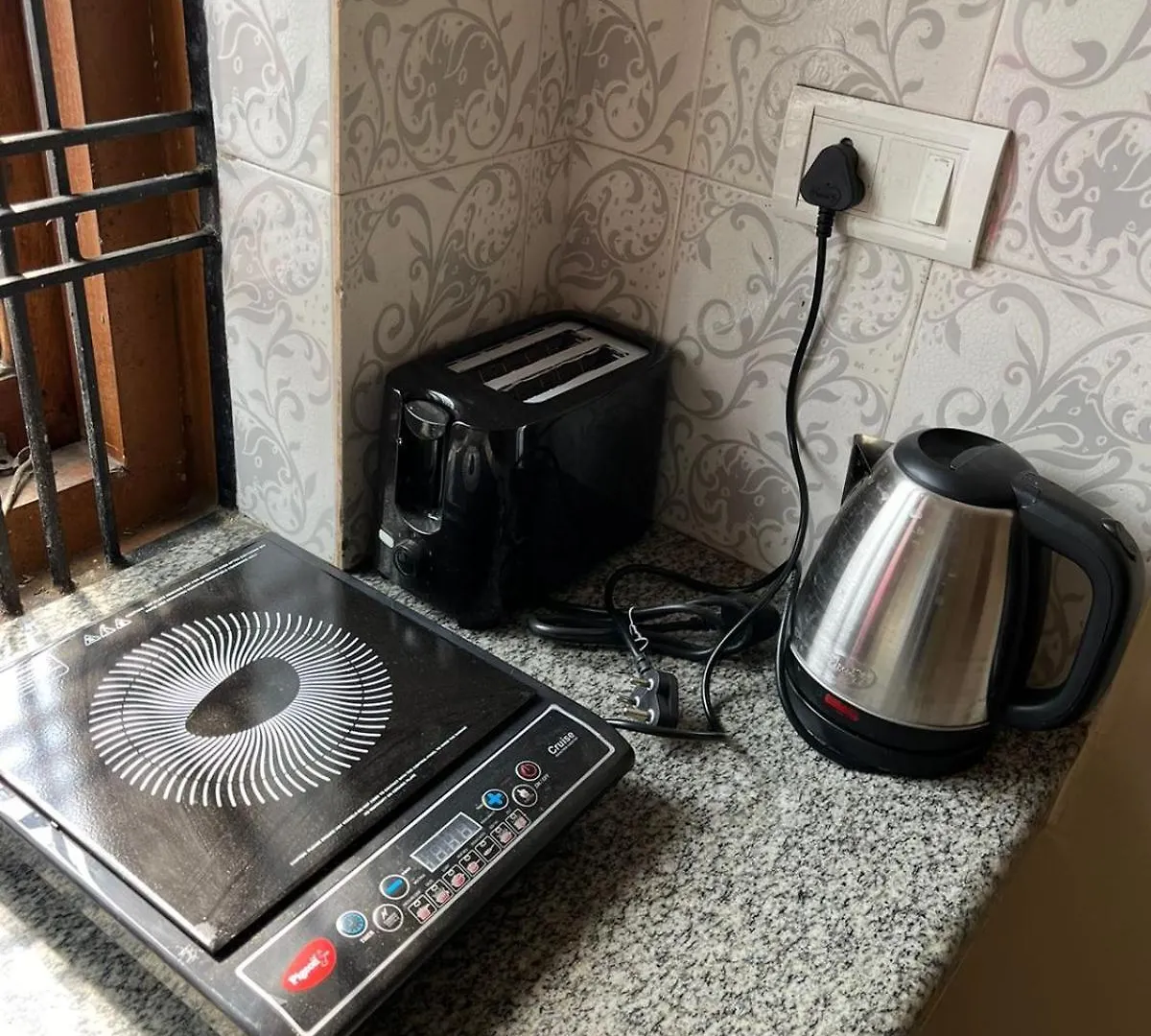 A Peaceful Family-Friendly Stay- Fully Furnished Varanasi India